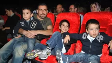 Çocuklar Bu Kez Babalarıyla Eğlencede