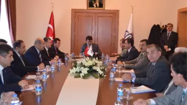 Malatya Valisi Şahin, Parti Temsilcileri ile Bir Araya Geldi