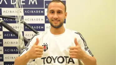 Beşiktaş'ta Mehmet Akgün'ün Sözleşmesi Feshedildi