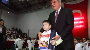 Kocaeli'de 28 Bin 500 İlköğretim Birinci Sınıf Öğrencisine Satranç Takımı