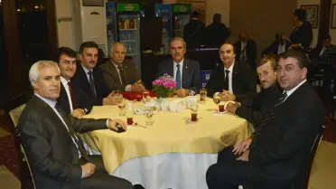 Meclis Üyeleri 5 Yılın Stresini Attı