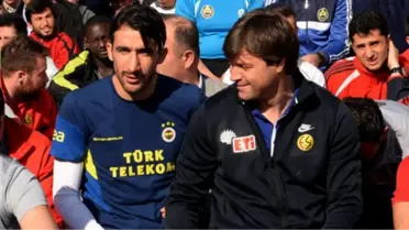 Futbolcular ve Hocalar 'Dinler Bahçesi'nde Namaz Kıldı