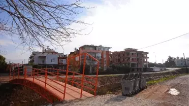 Ürkmez Vatan Caddesi Köprüyle Bağlandı