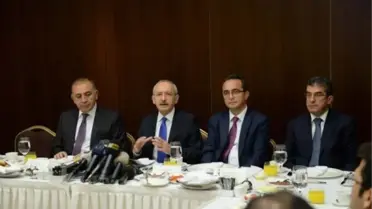 Kılıçdaroğlu, Hukukçularla Kahvaltıda Biraraya Geldi