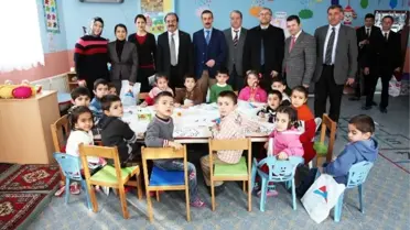 Ağrı İbrahim Çeçen Üniversitesi Rektöründen Öğrencilere Burs Sözü