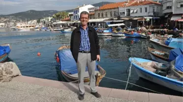 DP'nin Foça Adayı Haluk Bozkurt CHP'li Yerel Yönetimi Topa Tuttu