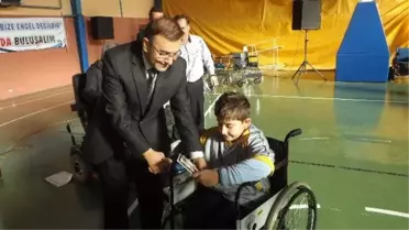 Bozüyük'te Tekerlekli Sandalye Dağıtımı
