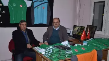 Darendespor'a Malzeme Yardımı Yapıldı