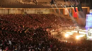 Mustafa Ceceli'den Arenamega'da Unutulmaz Konser