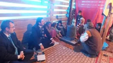 Kaymakam Kattaş Fakir Aileyi Barakadan Kurtardı