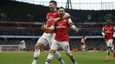 Arsenal, Coventry'yi 4-0 Yendi