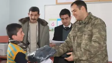 İlk Karne Hediyesi Jandarmadan