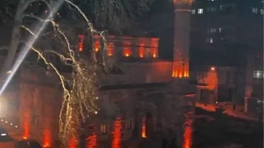 Tarihi Camide Görsel Şölen