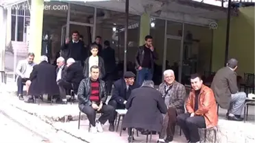 Bu kıraathanede sadece satranç ve dama oynanıyor -