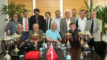 Başkan Öz'den Amatör Spor Kulüplerine Tam Destek