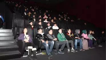 Çocuk Gelin' Sorununa Sinema Filmiyle Dikkat Çekildi