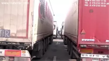 Gürbulak Sınır Kapısı'nda TIR Kuyruğu