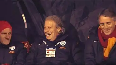 Mancini ve Tugay, Sabri'nin Golünden Sonra Gülümsedi