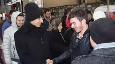 Özata, Perşembe Pazarı Esnafını Gezdi