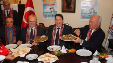 Tonlarca Hamsi İzmir'de Tavaya Gelecek