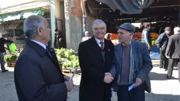 CHP Başkan Adayı Kasırga Pazar Esnafını Gezdi
