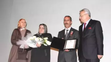 Şehit babasına 'Devlet Övünç Madalyası' -