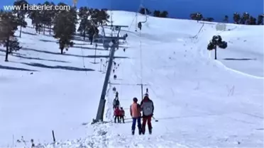 Kars'lı kayakçılar yarışlara iddialı hazırlanıyor