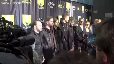 Putin karşıtı eyleme dönüşen Pussy Riot konserine destek olan ünlüler - NEW