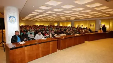 Selçuklu Gençler Başkan Ülgür'ü Soru Yağmuruna Tuttu