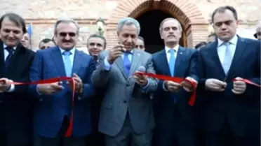 Bülent Arınç'tan Yağmur Duası