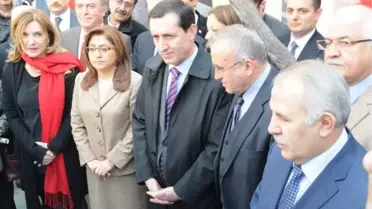 Başbakan Yardımcısı İşler Müze Açılışına Katıldı
