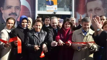 AK Parti'nin Tuşba Seçim Bürosuna Görkemli Açılış