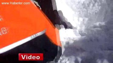 Çığ Altında Kalan 4 İranlı 8 Gün Sonra Bulundu