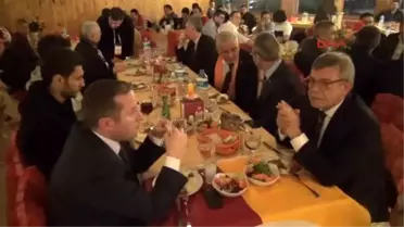 Bülent Tulun ve Veysel Sarı, Saray'da Dernek Yemeğine Katıldı
