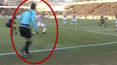 El Pozisyonu Hakemin Gözünün Önünde Olmuş