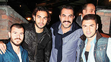 Burak Yılmaz ve Selçuk İnan Çapkınlık Turunda