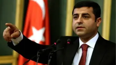 Demirtaş: Gazetede Serbest, Afişe Basınca Niye Yasak