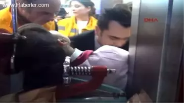 Saçını Kahve Öğütme Makinesine Kaptırdı