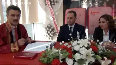 Nikah İçin Sevgililer Günü'nü Seçtiler