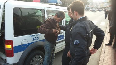 Oyuncak Tabanca ile Adliyeyi Basacaktı