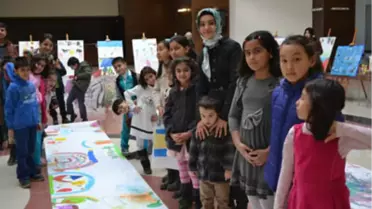 Minik Sanatçıların Eserleri Görücüye Çıktı