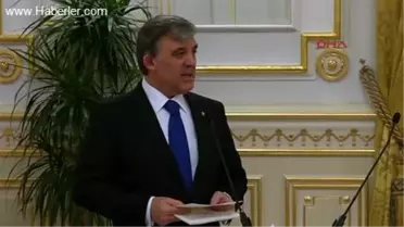 Cumhurbaşkanı Gül, Onuruna Verilen Akşam Yemeğine Katıldı