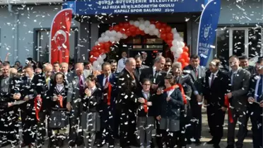Büyükşehir'den Eğitime Bir Spor Salonu Daha