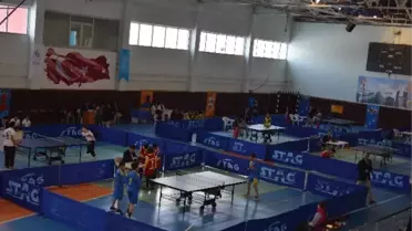 Erzurum'da Masa Tenisi Müsabakalarında Birinciler Belli Oldu