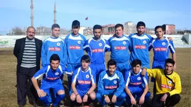 Hayırsever İşadamından Spor Kulübüne Anlamlı Yardım