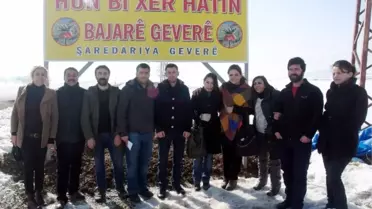 Yüksekova'nın Giriş ve Çıkışlarına Kürtçe Tabelalar Asıldı