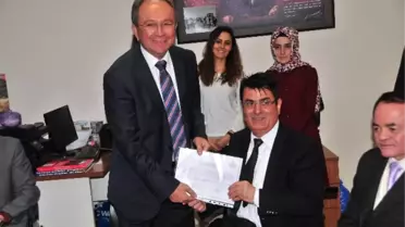 Başkan Burma, Engellilere Sertifikalarını Dağıttı