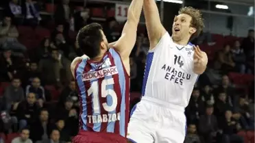 Anadolu Efes, Trabzonspor'u 91-79 Yendi