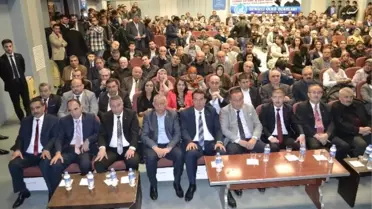 Ülkü Ocakları'ndan Anlamlı Konferans