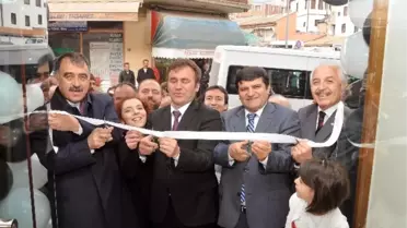 Gümüşhane'nin En Büyük Eşarp Mağazası Açıldı